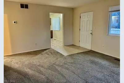 318 Sagamore Avenue, Akron, OH 44305 - Photo 6