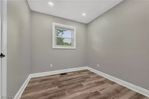 2514 Regentview St NE, Canton, OH 44705 - Photo 16