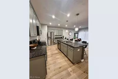 875 Dipper Lane #4, Aurora, OH 44202 - Photo 4
