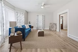 284 E Park Ave, Barberton, OH 44203 - Photo 12