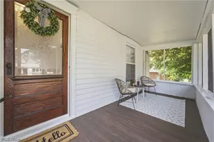 284 E Park Ave, Barberton, OH 44203 - Photo 8
