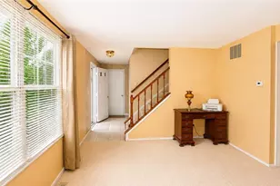 5511 Pond Ct, Stow, OH 44224 - Photo 8