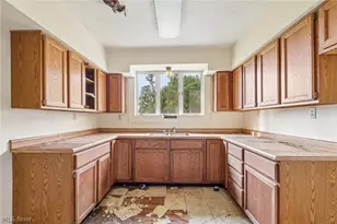 8741 Youngstown - Pittsburgh Rd, Poland, OH 44514 - Photo 10