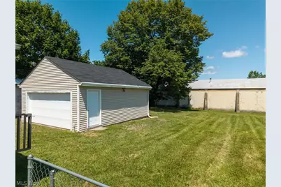 410 E 9th Street, Ashland, OH 44805 - Photo 18