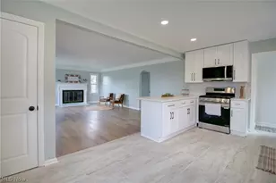 6969 Broadview Rd, Green Hills, OH 44131 - Photo 8