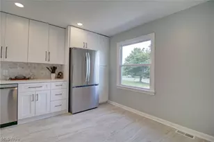 6969 Broadview Rd, Green Hills, OH 44131 - Photo 12