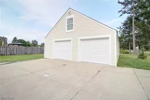 6969 Broadview Rd, Green Hills, OH 44131 - Photo 34