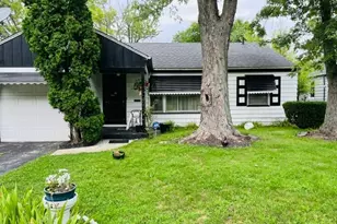 2465 Belvoir Blvd, Loveland, OH 44121 - Photo 1