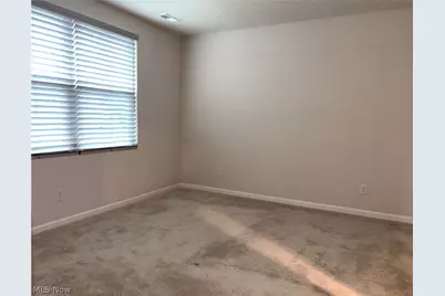 210 Raintree Lane, Painesville, OH 44077 - Photo 10
