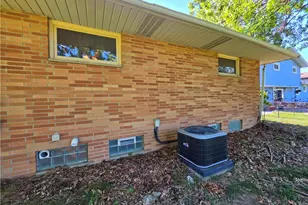 6413 Gale Dr, Green Hills, OH 44131 - Photo 24