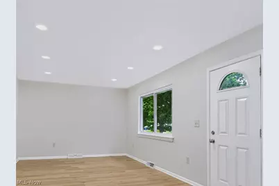 15909 Bryce Avenue, Loveland, OH 44128 - Photo 18