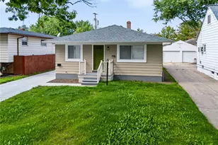15909 Bryce Ave, Loveland, OH 44128 - Photo 2