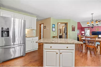 621 Continental Drive, Medina, OH 44256 - Photo 6