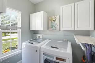 882 Queens Gate Way, Wadsworth, OH 44281 - Photo 20