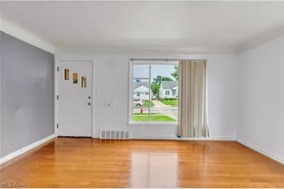 15901 Edgewood Avenue, Loveland, OH 44137 - Photo 2
