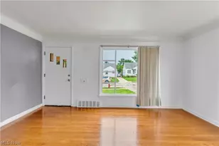 15901 Edgewood Ave, Loveland, OH 44137 - Photo 2