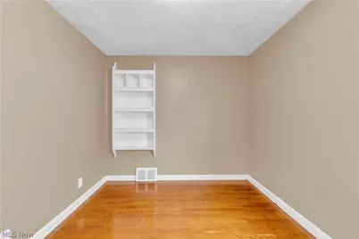 15901 Edgewood Avenue, Loveland, OH 44137 - Photo 16