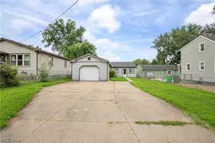 1276 Prospect St, Barberton, OH 44203 - Photo 4