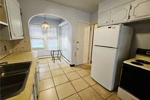 18313 Newell Rd, Huber Heights, OH 44122 - Photo 2