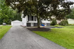 502 Roosevelt Dr, Geneva, OH 44041 - Photo 2