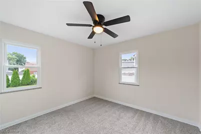 14216 Adrian Avenue, Loveland, OH 44111 - Photo 12