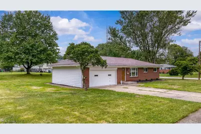 4138 Genevieve Boulevard, Stow, OH 44224 - Photo 4