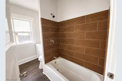 626 E 125th Street, Loveland, OH 44108 - Photo 6