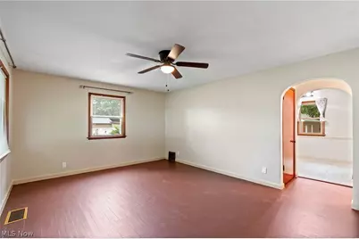 4630 Cleveland Avenue S, Canton, OH 44707 - Photo 4