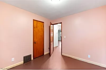 4630 Cleveland Avenue S, Canton, OH 44707 - Photo 16