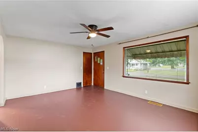 4630 Cleveland Avenue S, Canton, OH 44707 - Photo 6