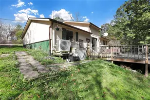 852 Wallace Rd, Little Hocking, OH 45742 - Photo 36