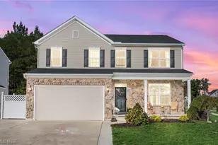 345 Woodside Ln, Tallmadge, OH 44278 - Photo 1