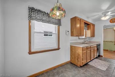 710 Bayridge Boulevard, Willowick, OH 44095 - Photo 12