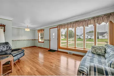 710 Bayridge Boulevard, Willowick, OH 44095 - Photo 4