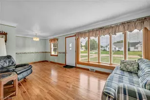 710 Bayridge Blvd, Willowick, OH 44095 - Photo 4