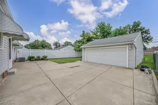 710 Bayridge Blvd, Willowick, OH 44095 - Photo 32
