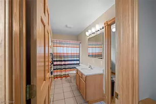 3646 S Confederate Dr, Lakeside Marblehead, OH 43440 - Photo 46