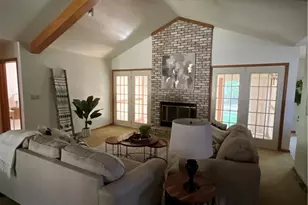 361 Hilltop Blvd, Canfield, OH 44406 - Photo 2