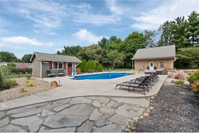 13345 Williamsburg Avenue NW, Uniontown, OH 44685 - Photo 40