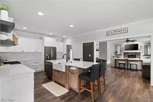 13345 Williamsburg Ave NW, Uniontown, OH 44685 - Photo 10