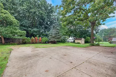 720 Lorena Street SW, North Canton, OH 44720 - Photo 40