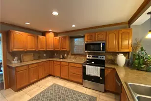 123 Alburn Dr, Youngstown, OH 44512 - Photo 4