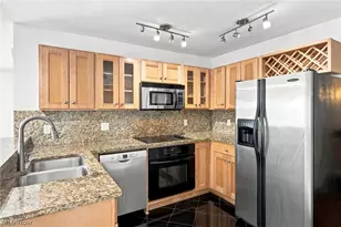 2222 Detroit Ave, Loveland, OH 44113 - Photo 10