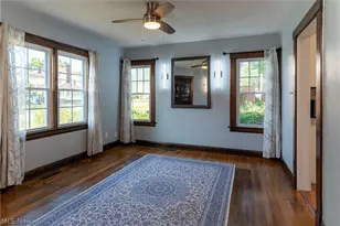 423 Bradley Ln, Youngstown, OH 44504 - Photo 4
