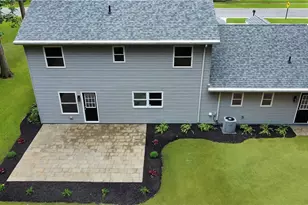 231 Ruth St, Geneva, OH 44041 - Photo 2