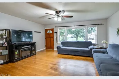 350 Stephens Road, Akron, OH 44312 - Photo 8