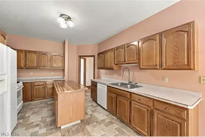 11735 Tall Pines Drive, Chardon, OH 44024 - Photo 12