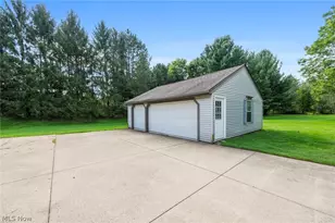 11735 Tall Pines Dr, Chardon, OH 44024 - Photo 36