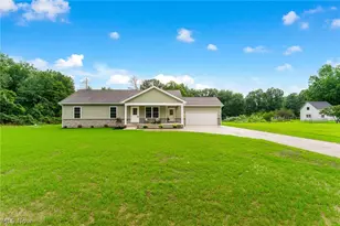 406 S Raccoon Rd, Austintown, OH 44515 - Photo 2