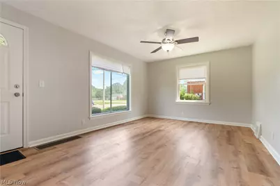 3008 Helen Place NW, Canton, OH 44708 - Photo 12